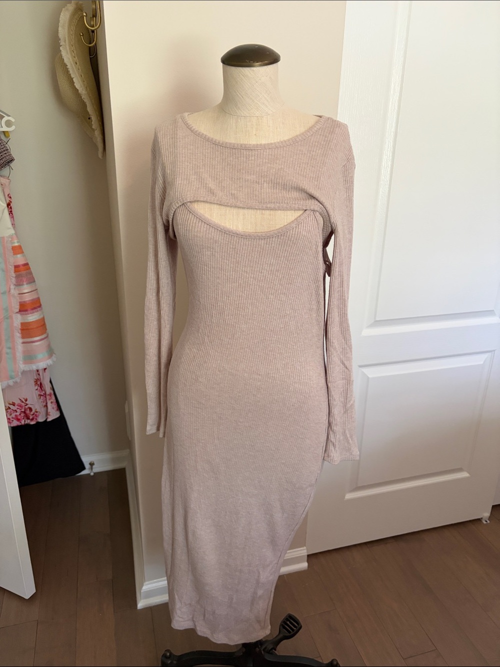 Long Sleeve Cutout Ribbed Midi Dress - Blush